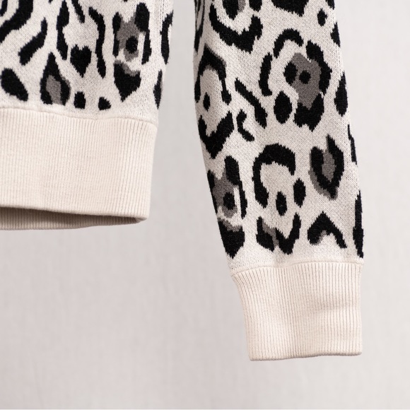 Rachel Zoe Leopard Heidi Sweater size XS - Picture 11 of 16